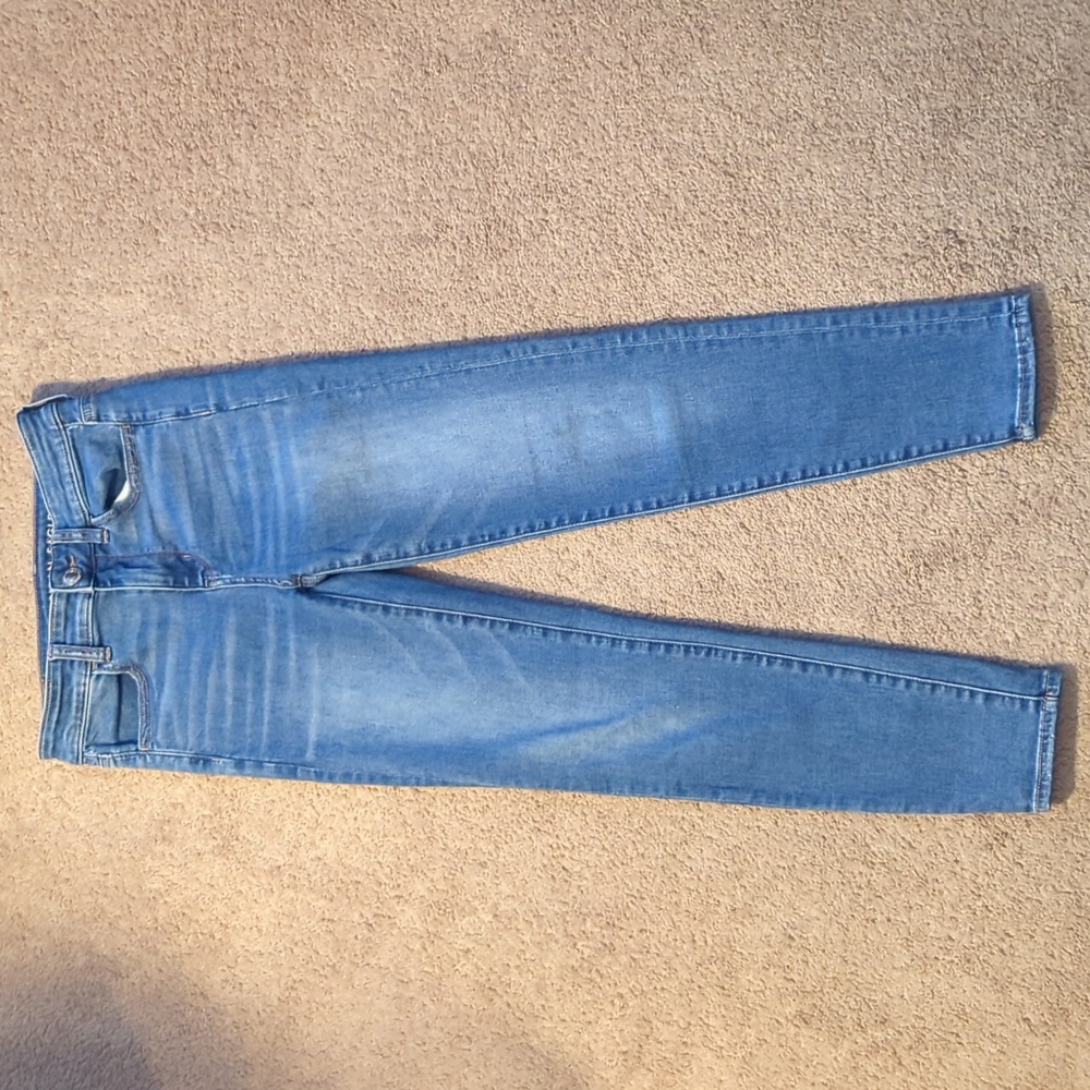 American Eagle Next Level Stretch Size 4 Short High Rise Jegging Faded Jeans